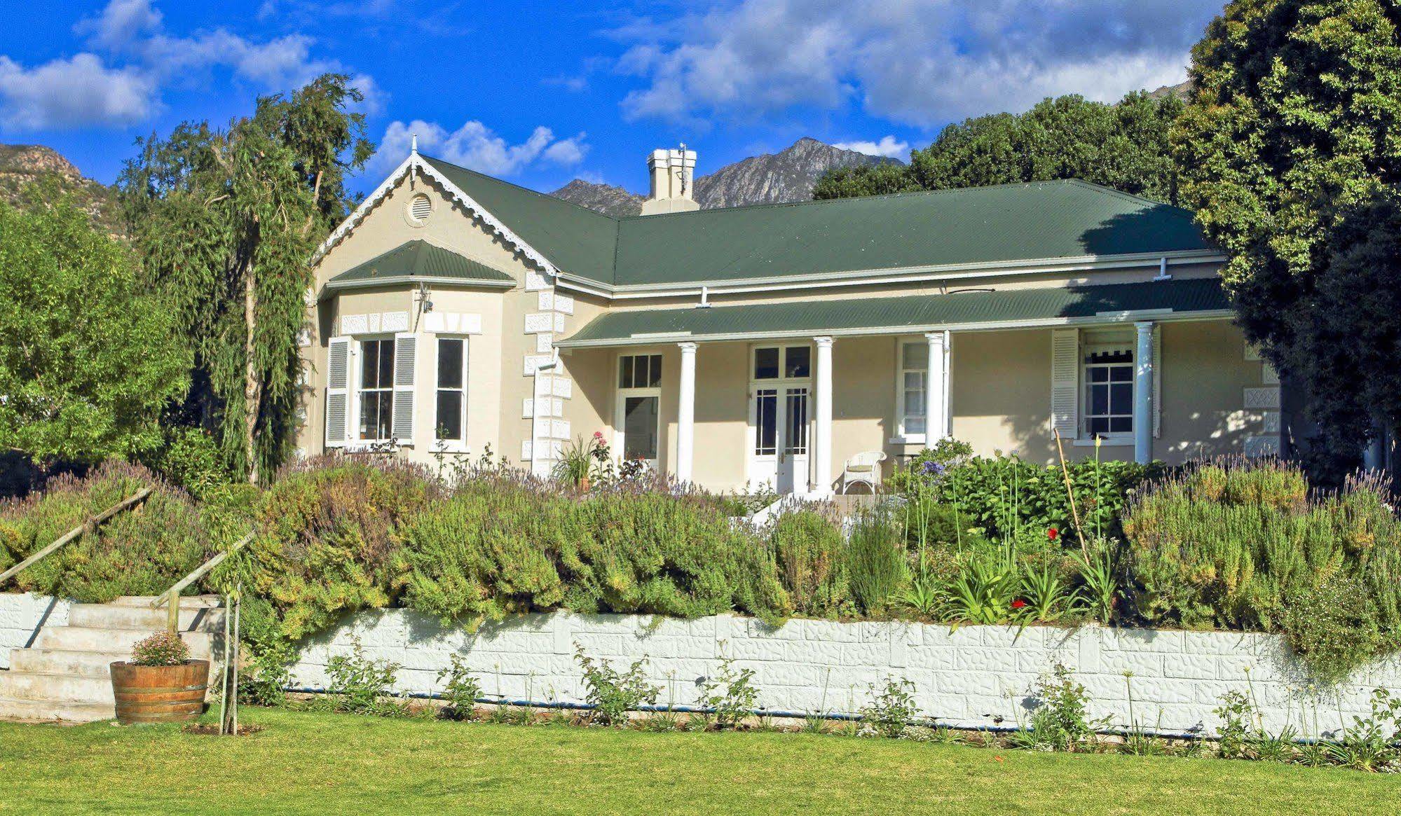 Montagu Vines Guesthouse Buitenkant foto