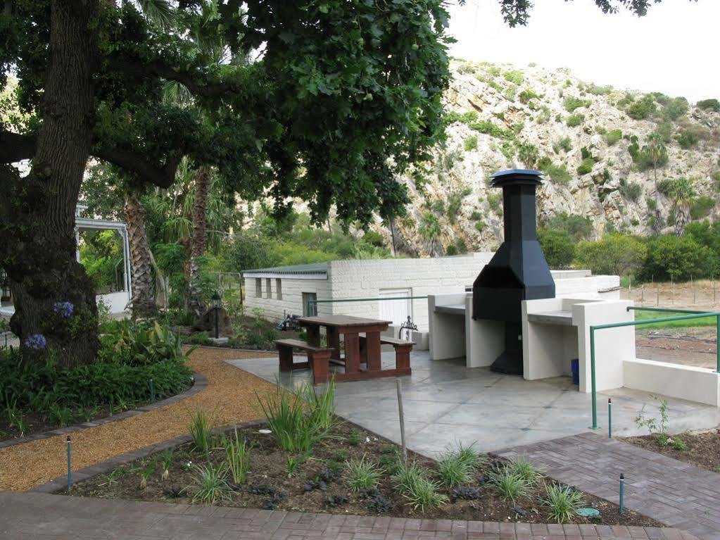 Montagu Vines Guesthouse Buitenkant foto